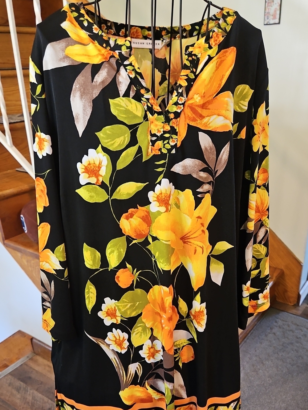 👚Susan Graver Black Long-Sleeve Tunic with Yellow & Orange Floral Print - Picture 5 of 9